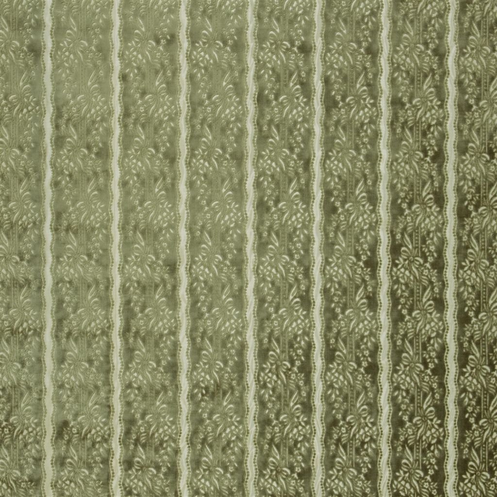 Gilpin - Doeskin Cutting