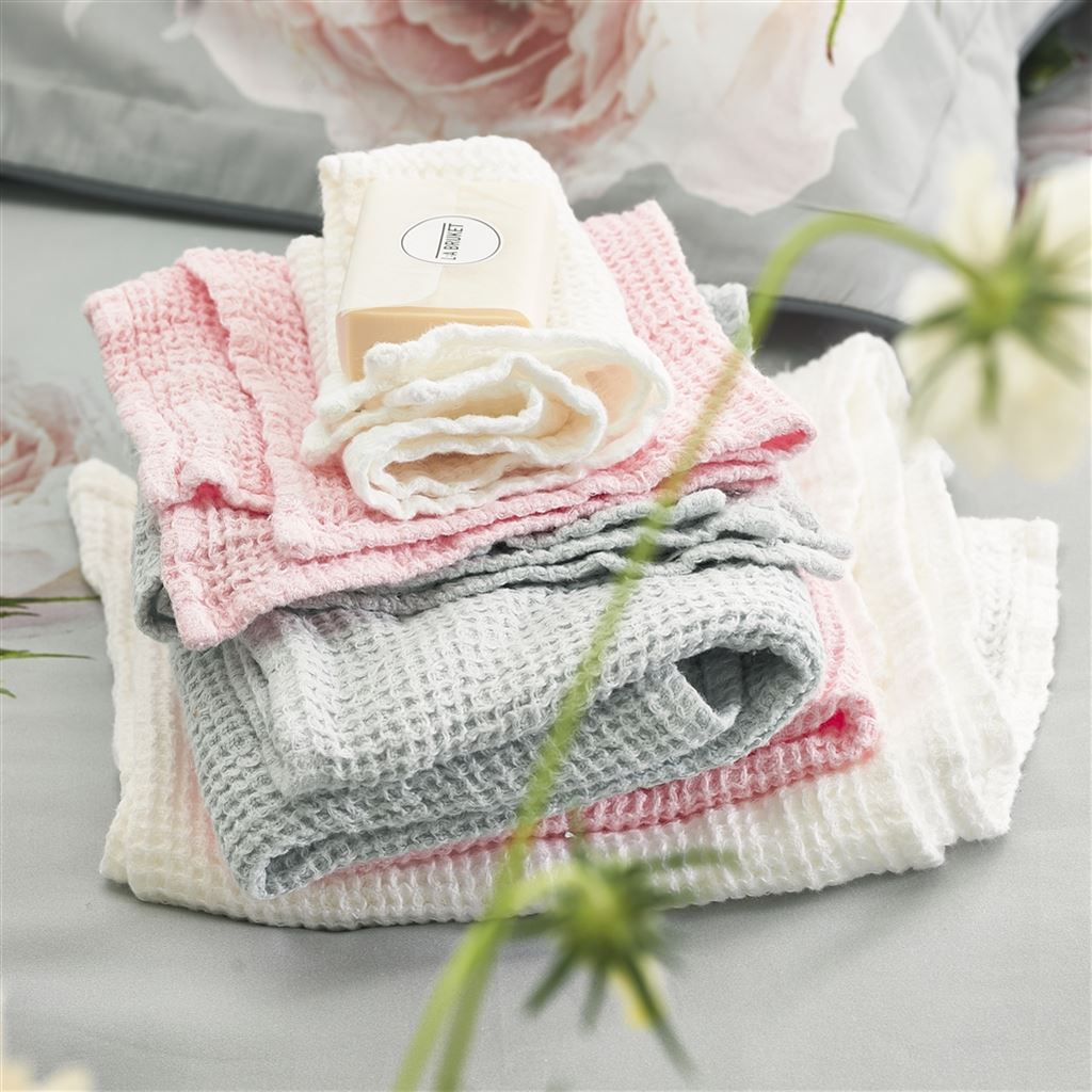 Moselle Alabaster Towels