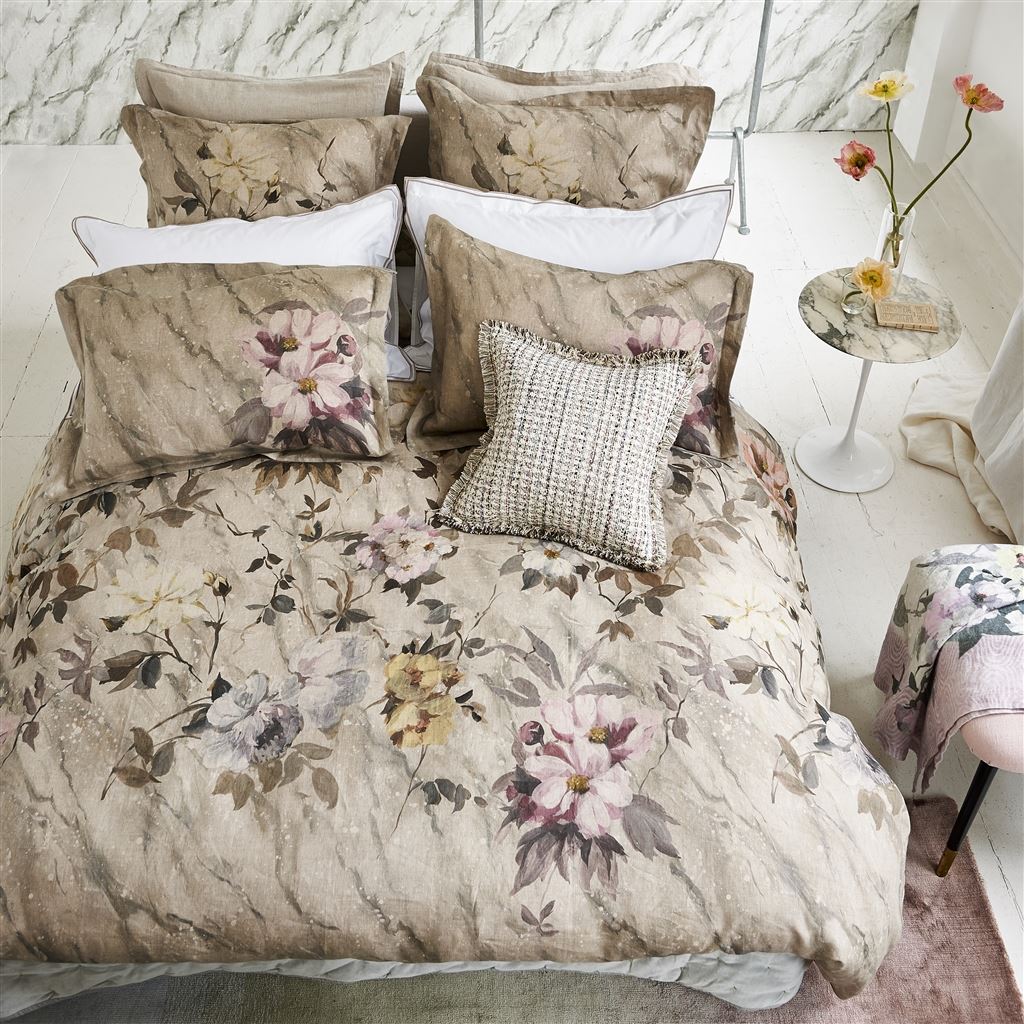 Carrara Fiore Cameo Bed Linen