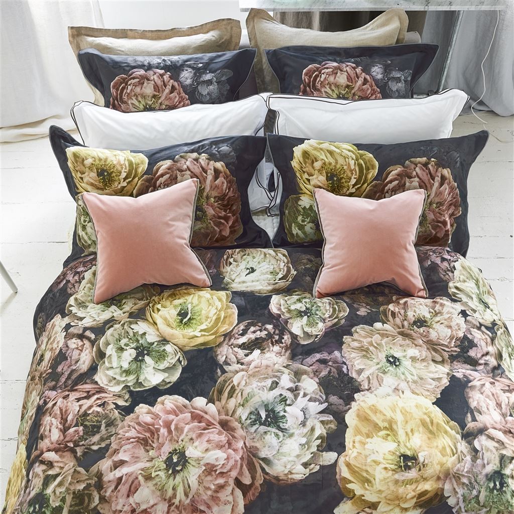 Le Poeme De Fleurs Midnight Bed Linen