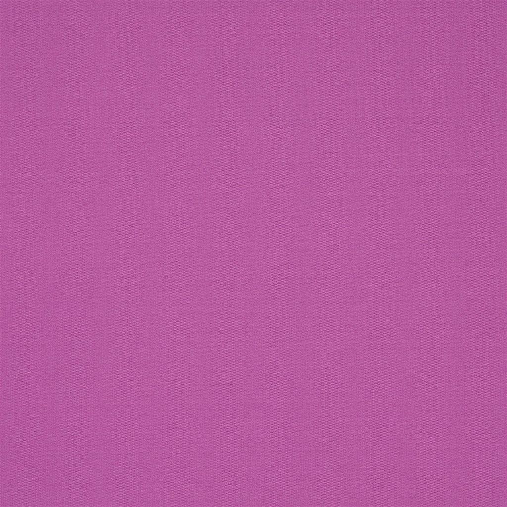 Aviano - Plum Cutting
