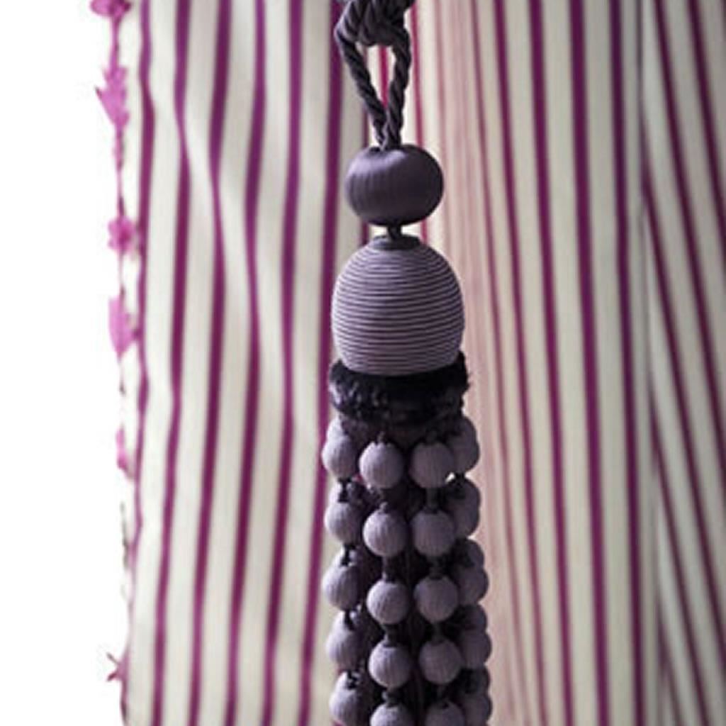montrichard tie back - currant