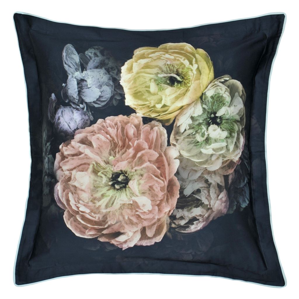 Le Poeme De Fleurs Midnight European Sham