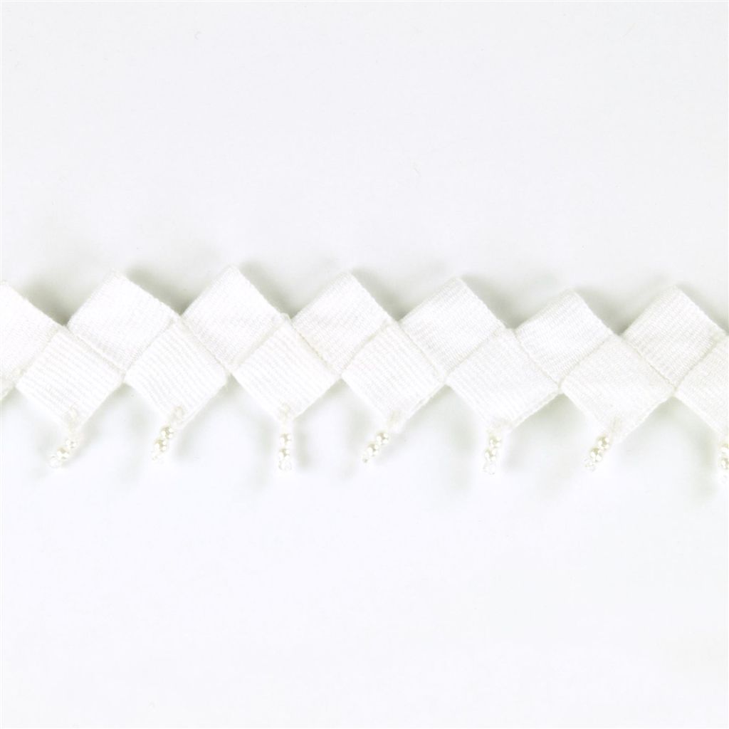 Ormesini - Chalk Cutting