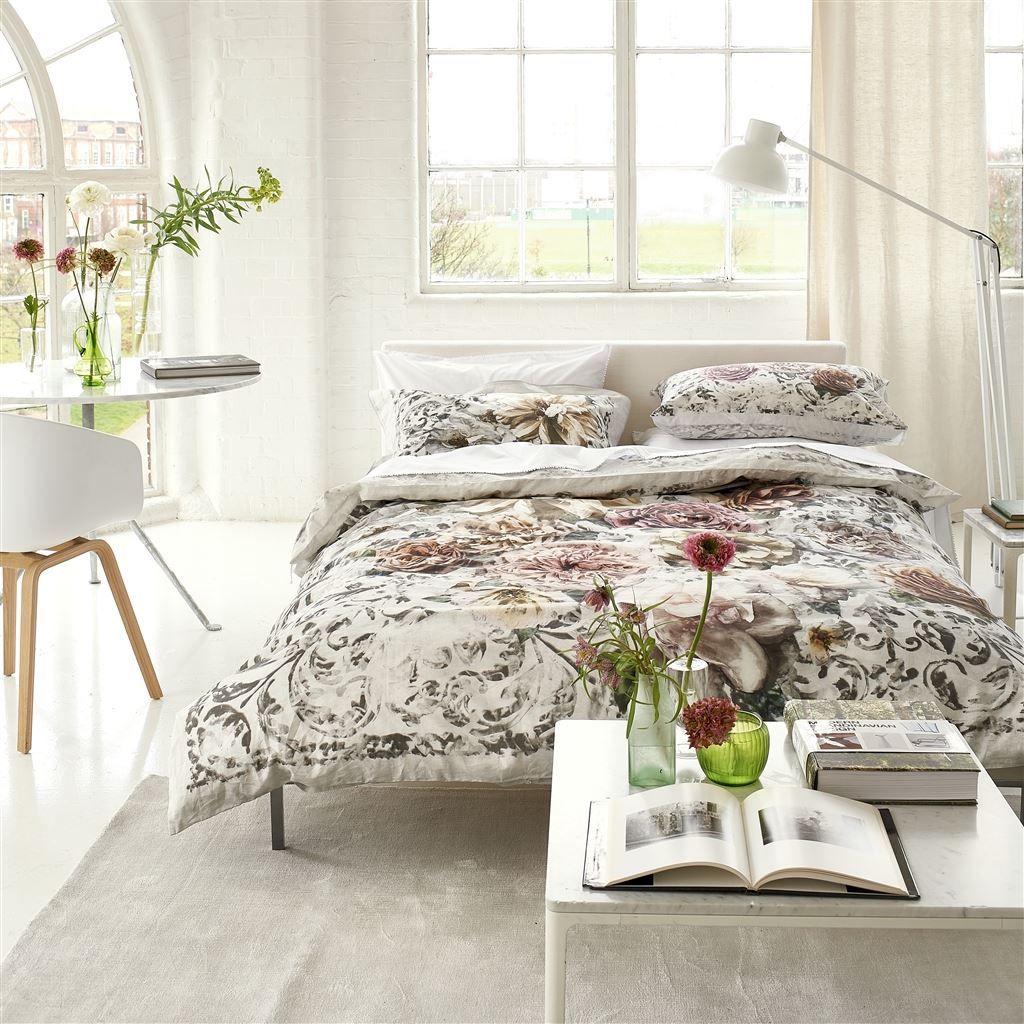 Pahari Tuberose Bed Linen