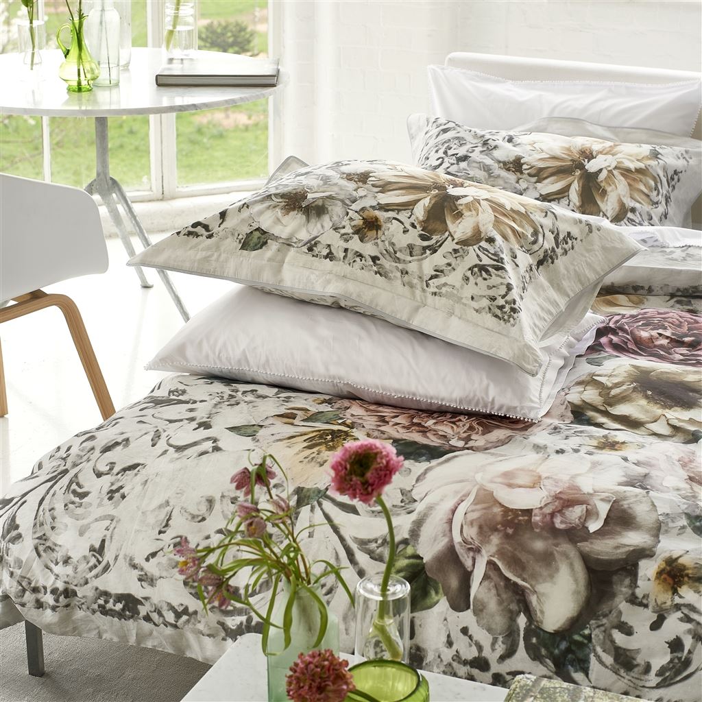 Pahari Tuberose Bed Linen