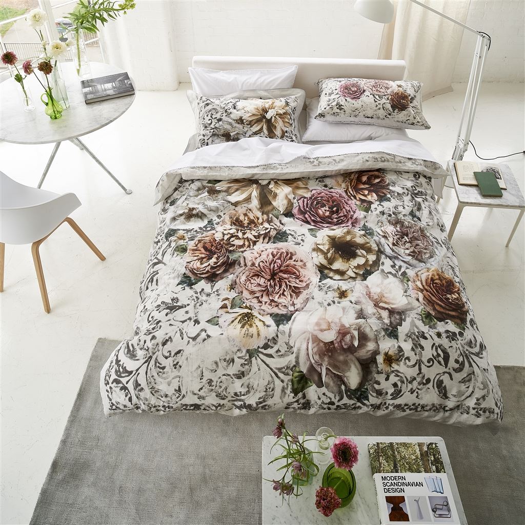 Pahari Tuberose Bed Linen