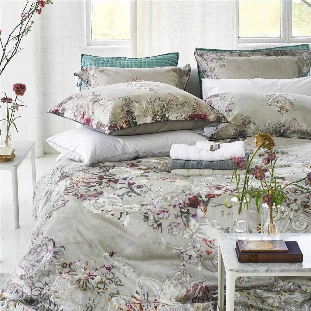 Osaria Dove Bedding