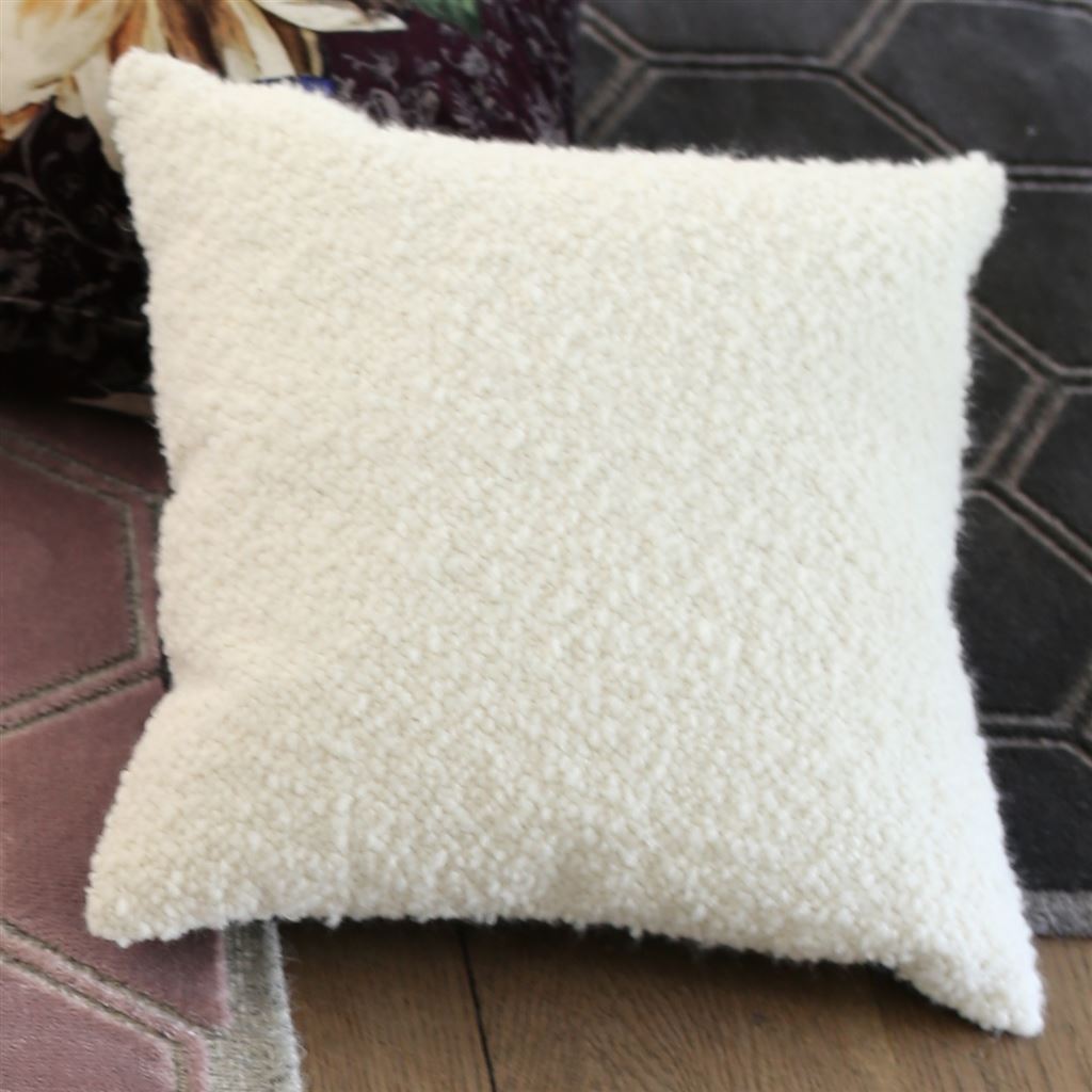 Coussin en laine bouclette Cormo Chalk