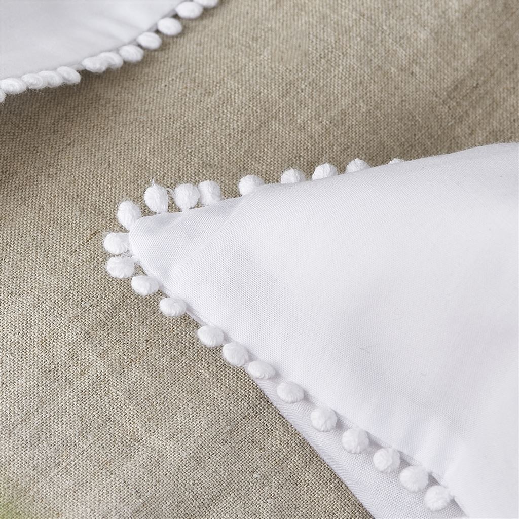 Ludlow Bianco Bedding