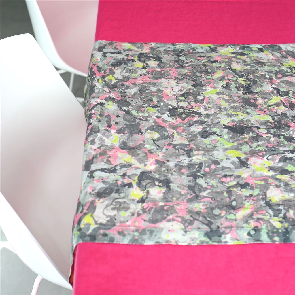 Delahaye Zinc Linen Table Cloth, Runner, Placemats & Napkins 