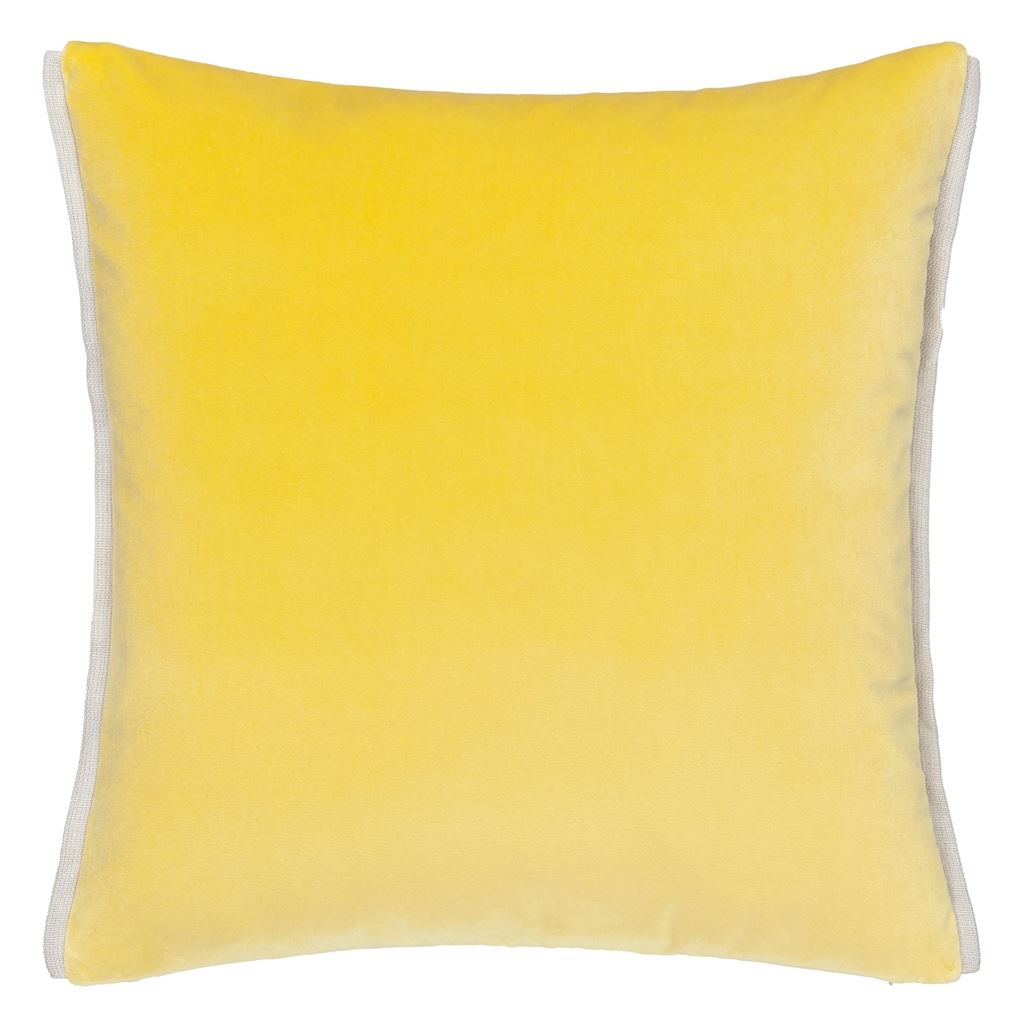 Varese Alchemilla & Parchment Cushion