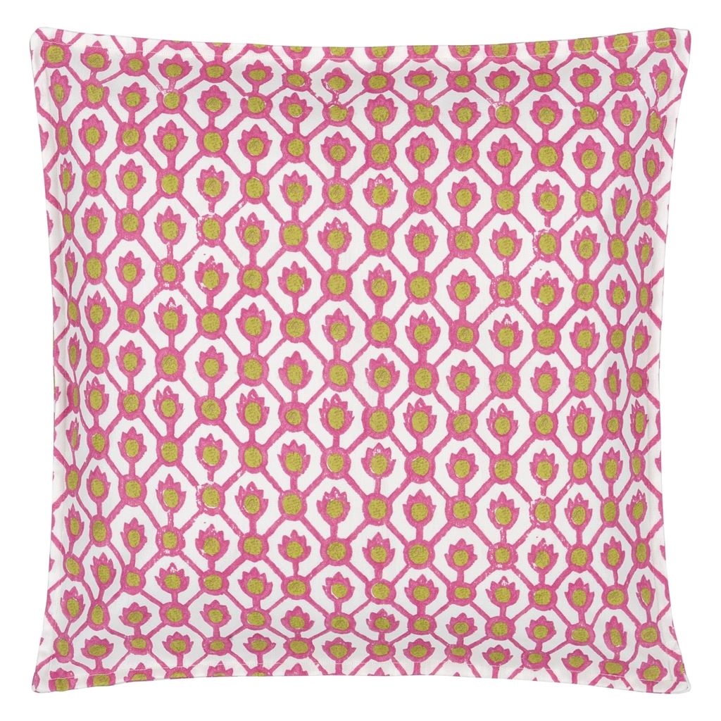 Outdoor Jaal Fuchsia Cushion