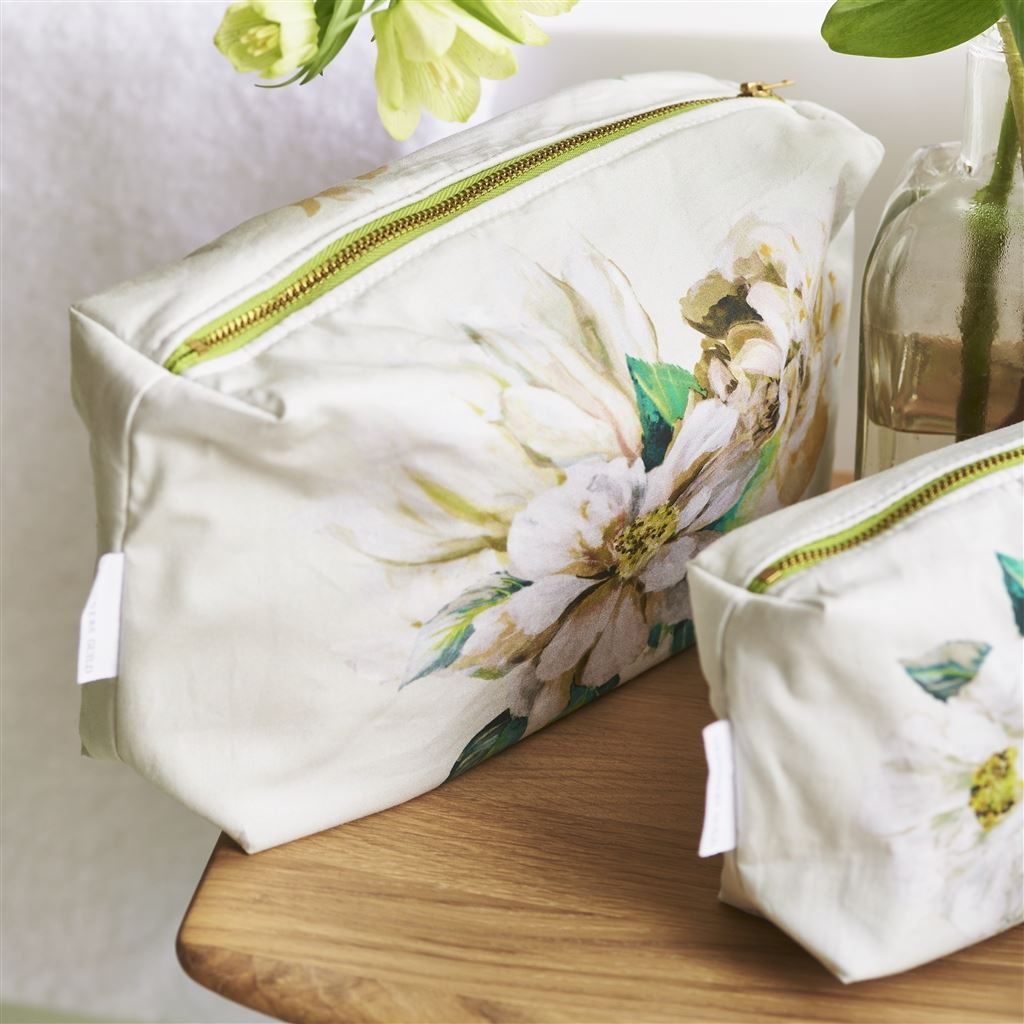 Jardin Botanique Birch Large Toiletry Bag