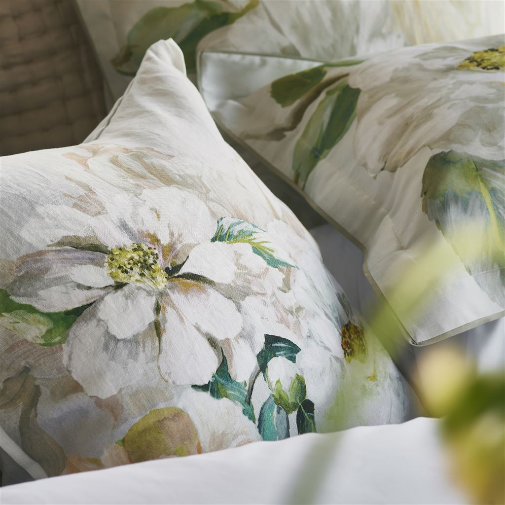 Jardin Botanique Birch Pillowcases