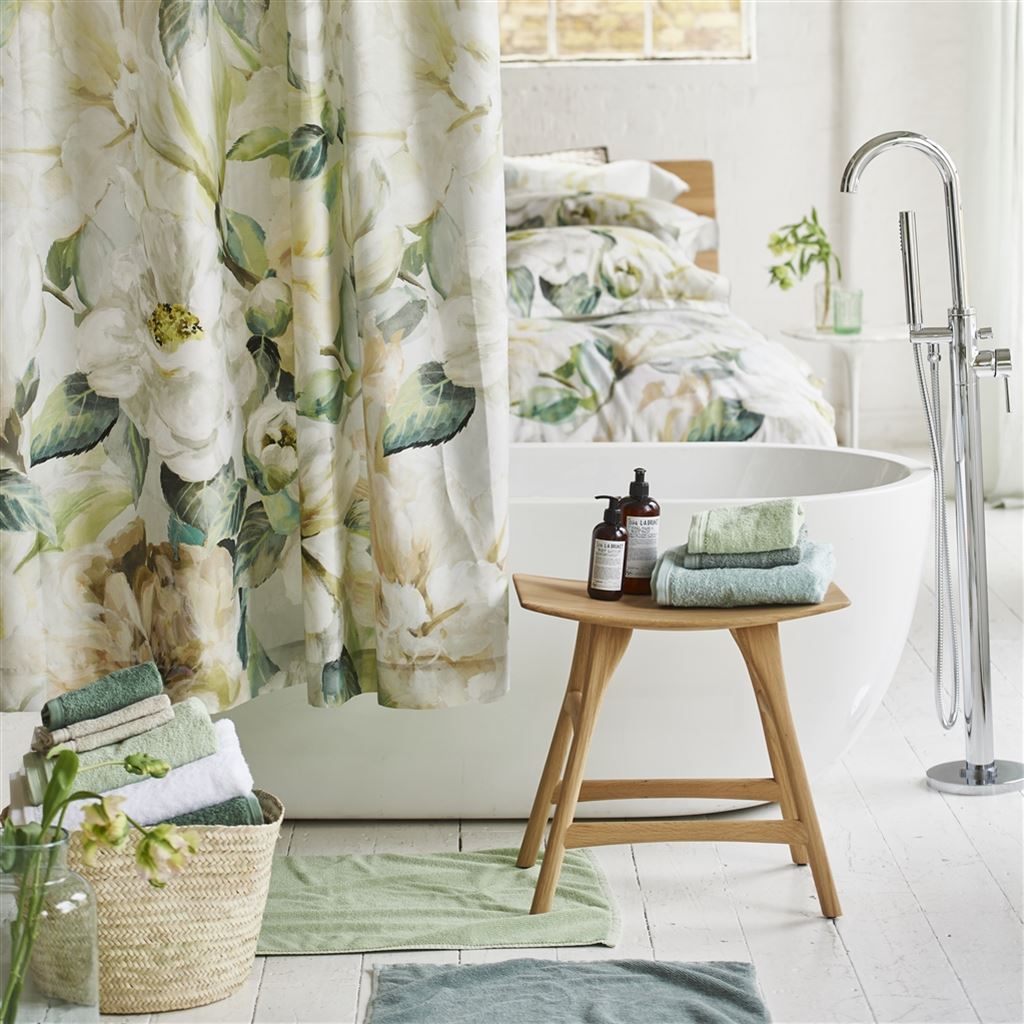 Jardin Botanique Birch Shower Curtain