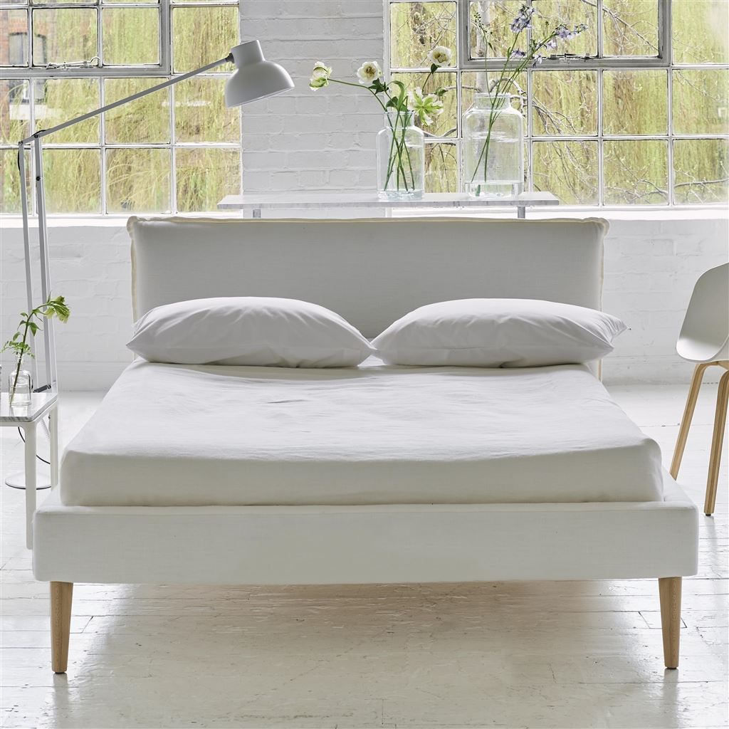 Pillow Low Bed - Double - Brera Lino Alabaster - Beech Leg