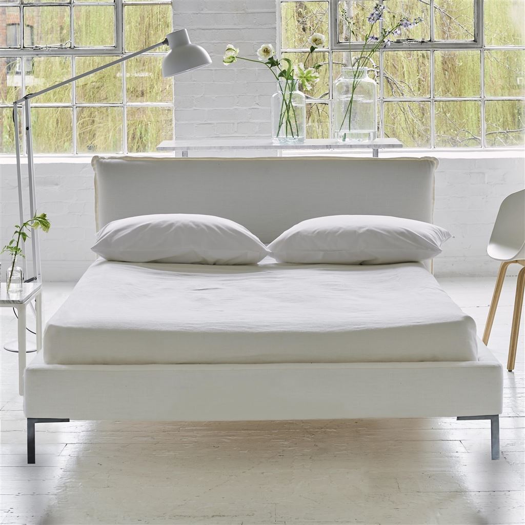 Pillow Low Bed - Double - Brera Lino Alabaster - Metal Leg