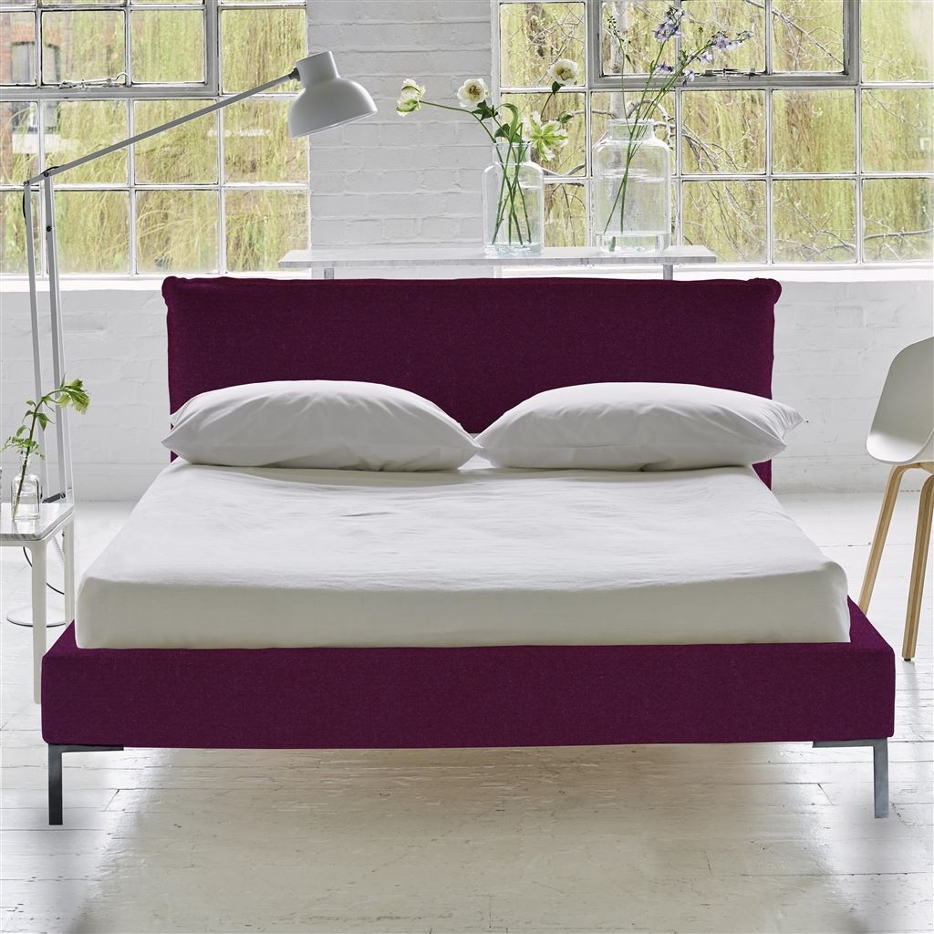 Pillow Low Bed - Double - Cassia Fuchsia - Metal Leg