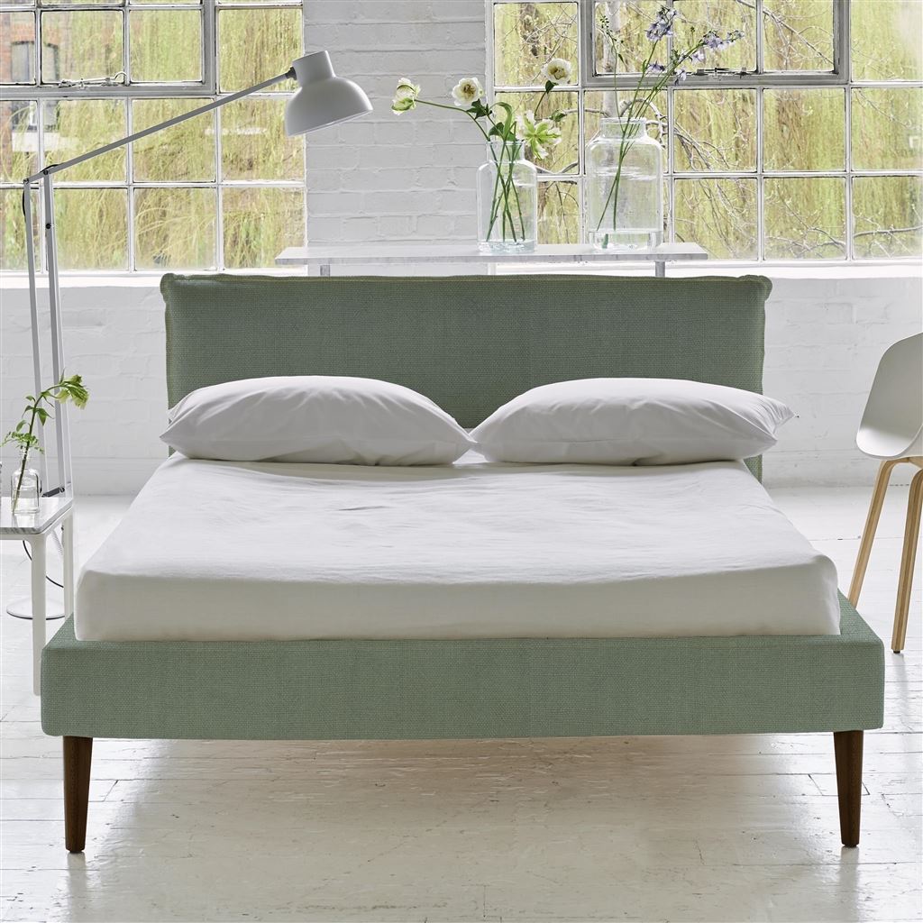 Pillow Low Bed - Double - Brera Lino Jade - Walnut Leg
