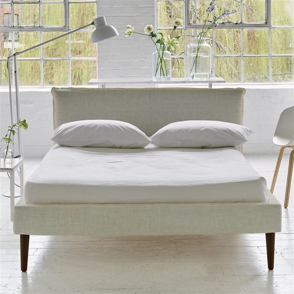 Pillow Low Bed - Double - Brera Lino Natural - Walnut Leg