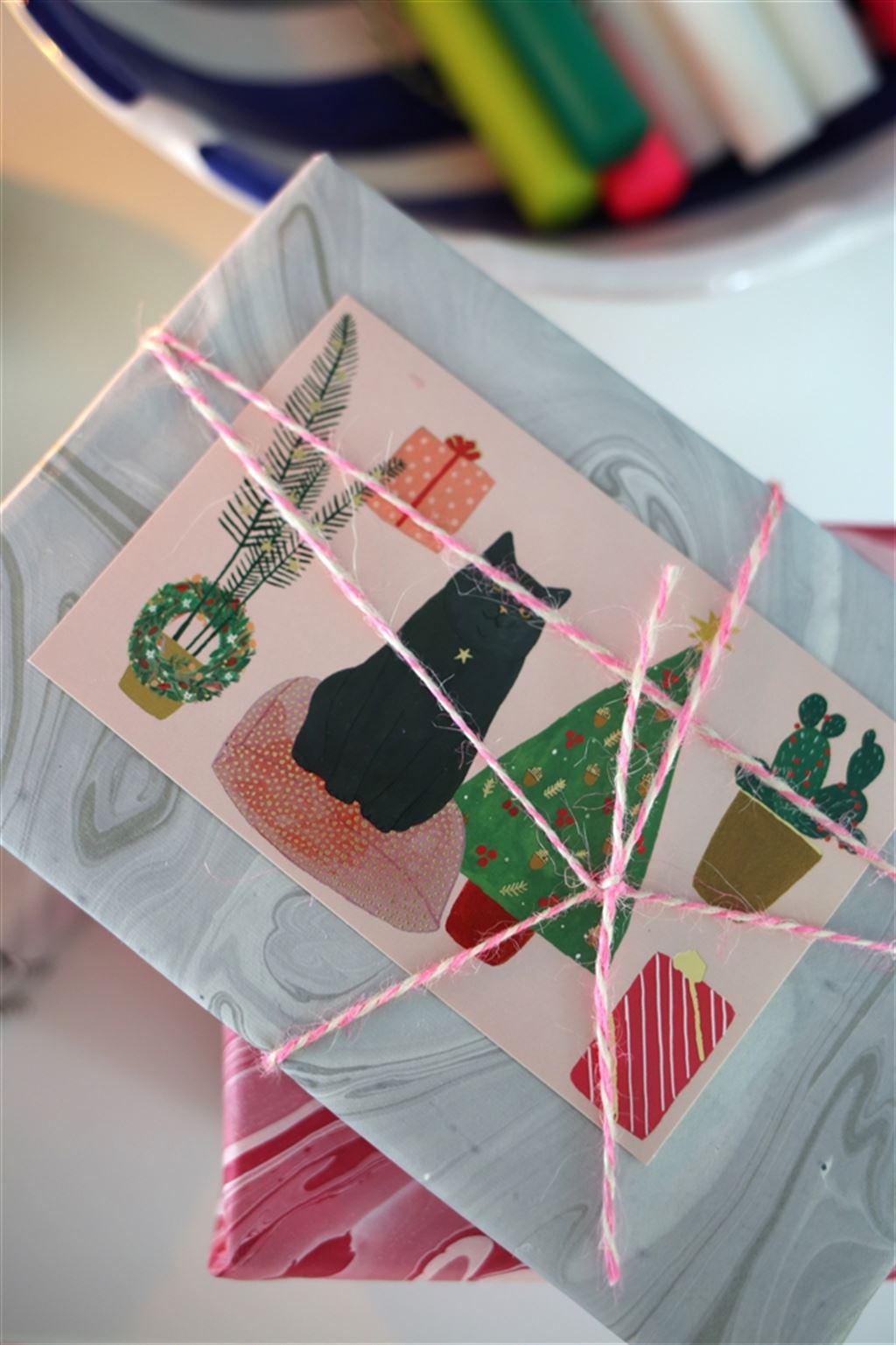 Festive Cards & Crackers