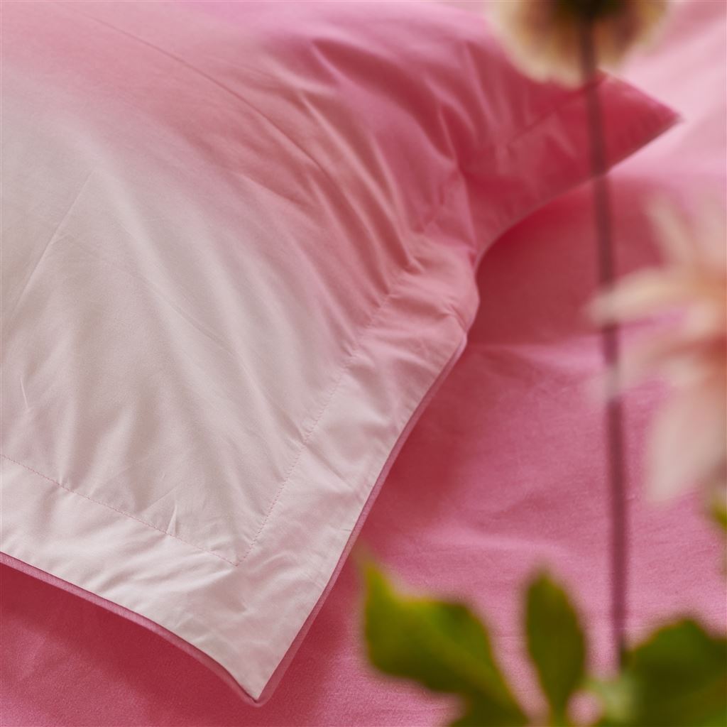 Savoie Fuchsia Bed Linen