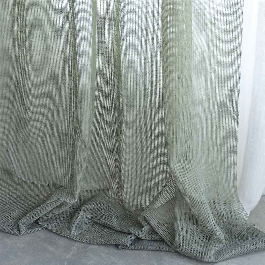 Shoshi Emerald Fabric | Designers Guild