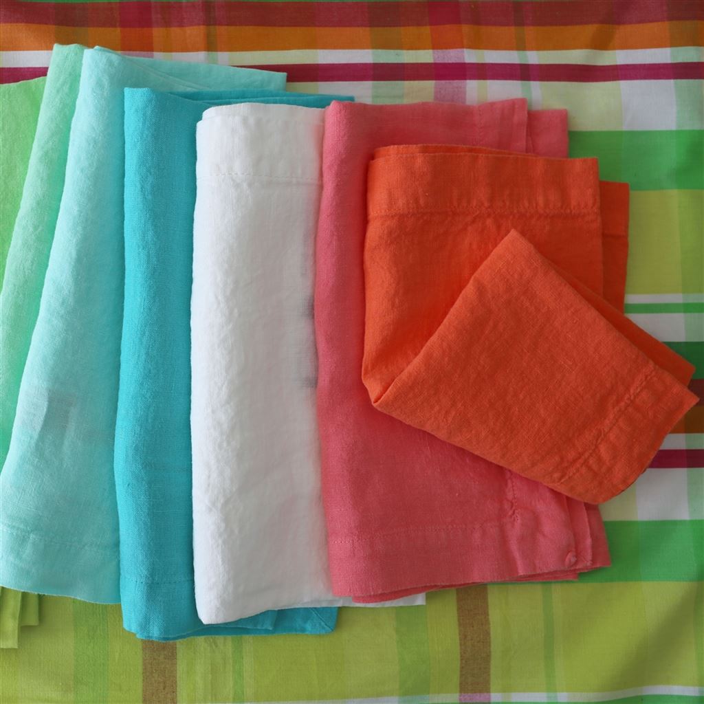 Lario Papaya Linen Placemats & Napkins