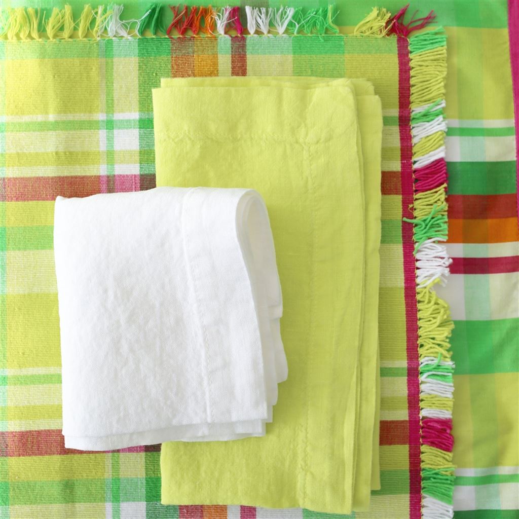 Lario Lemongrass Linen Table Cloth, Runner, Placemats & Napkins