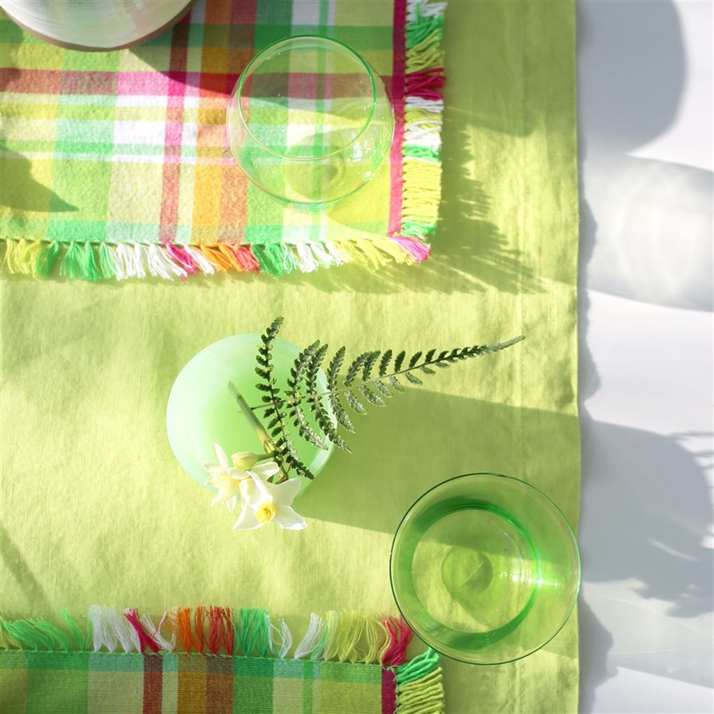 Lario Lemongrass Linen Placemats & Napkins