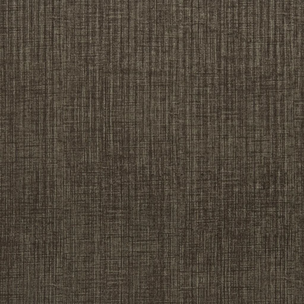 Hetton - Walnut Cutting