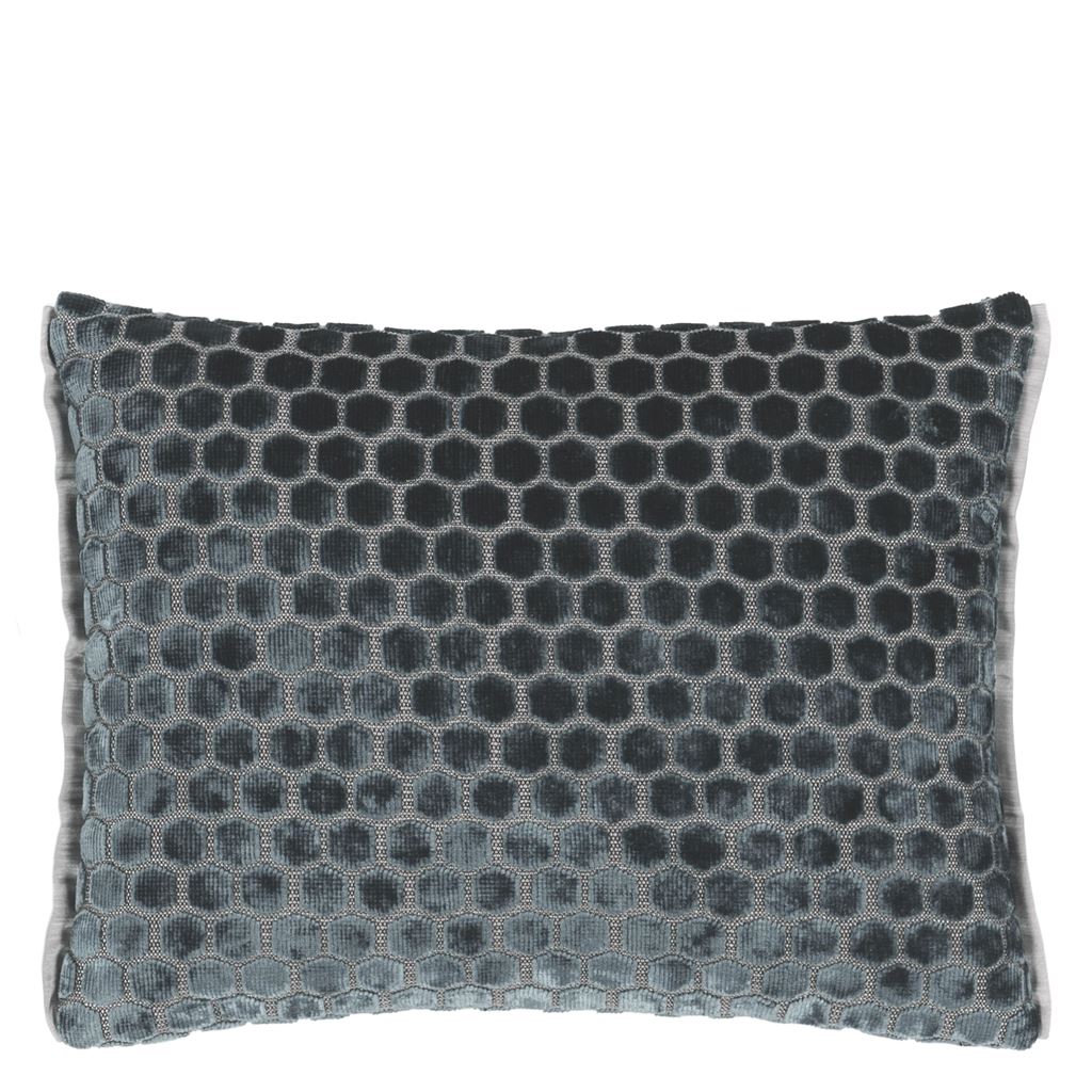 Jabot Moonstone Cushion