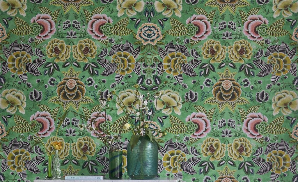 DAMASK WALLPAPER