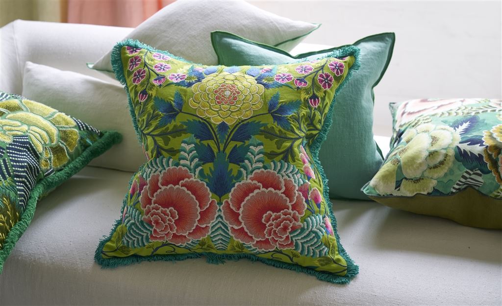 LUXURY FLORAL CUSHIONS