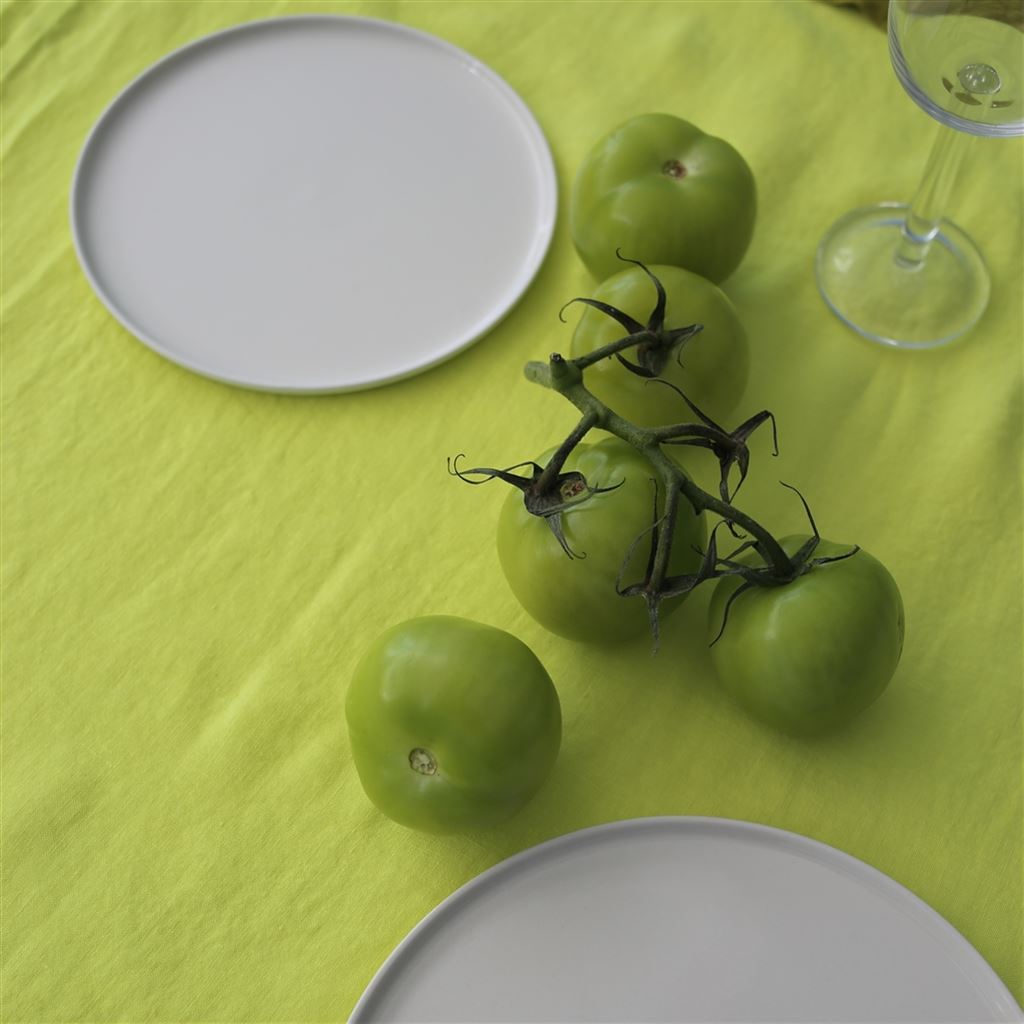 Lario Lemongrass Linen Placemats & Napkins
