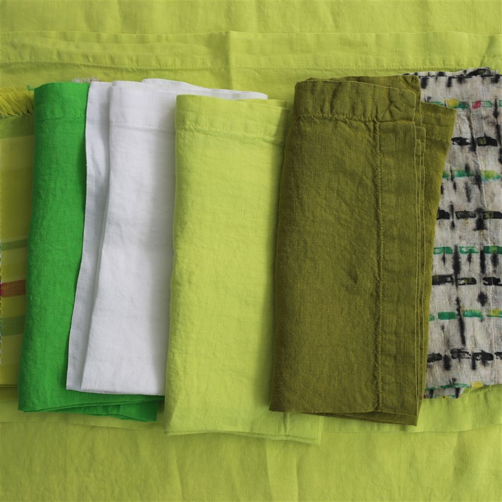 Lario Moss Linen Table Cloth, Runner, Placemats & Napkins 