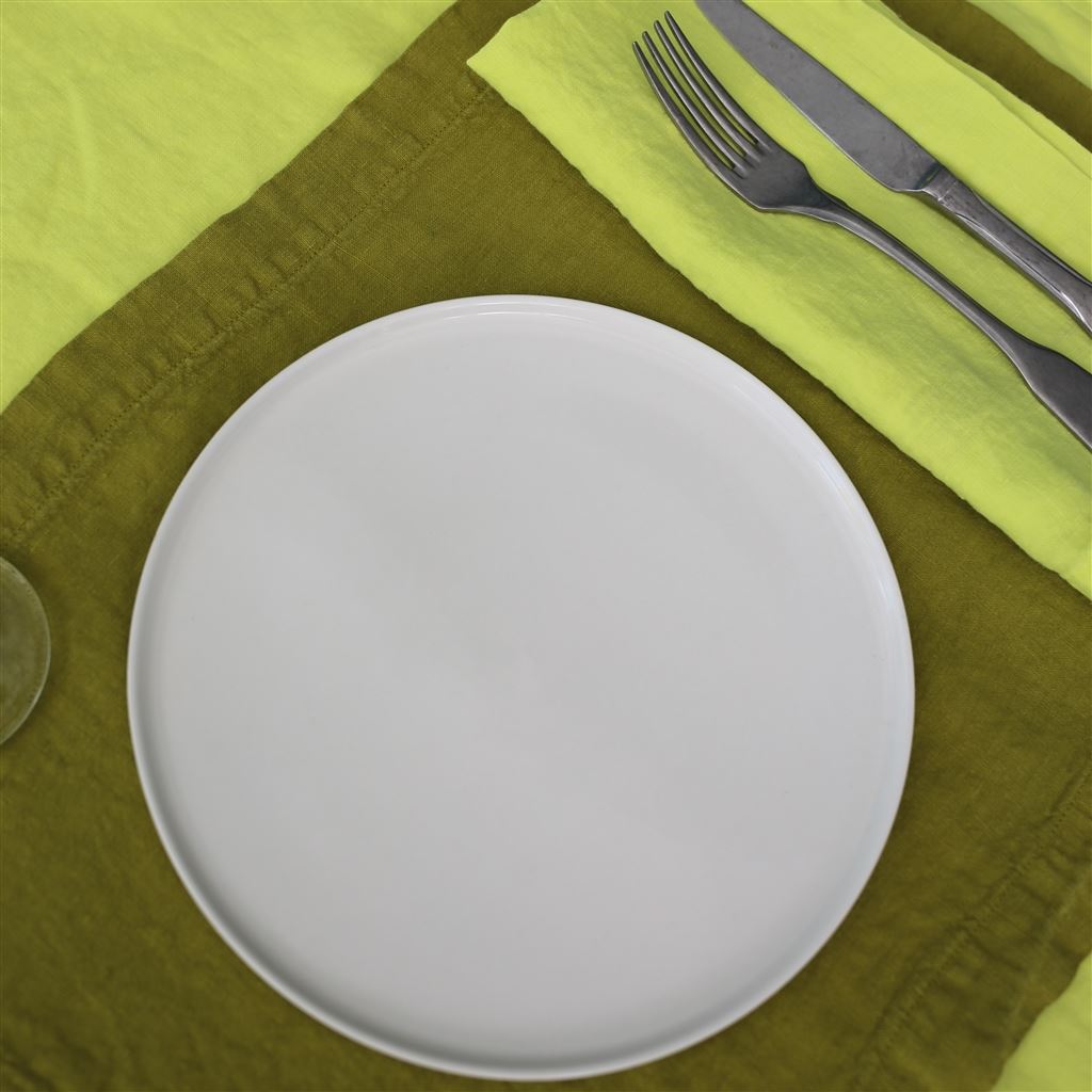 Lario Moss Linen Table Cloth, Runner, Placemats & Napkins 