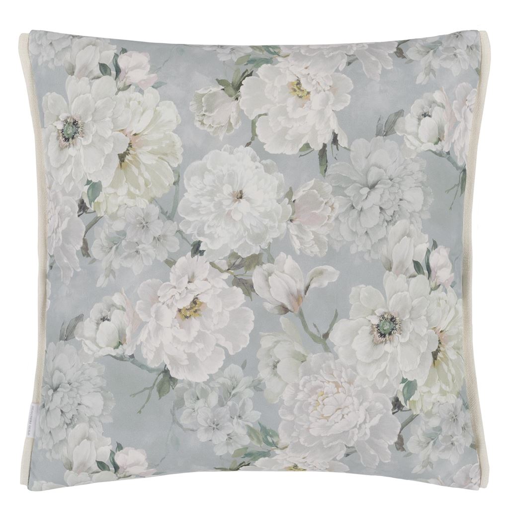 Fleur Blanche Platinum Cushion - Reverse