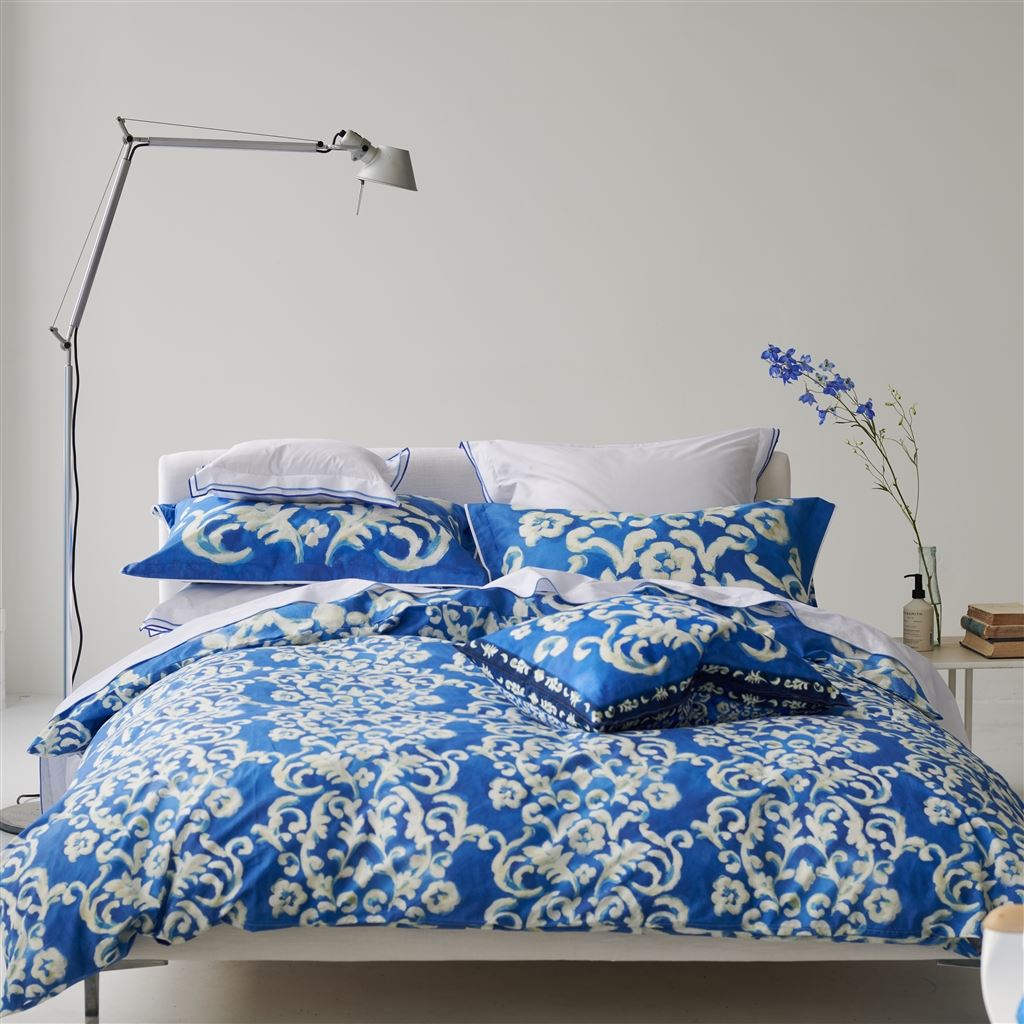 Isolotto Cobalt Cotton Bed Linen