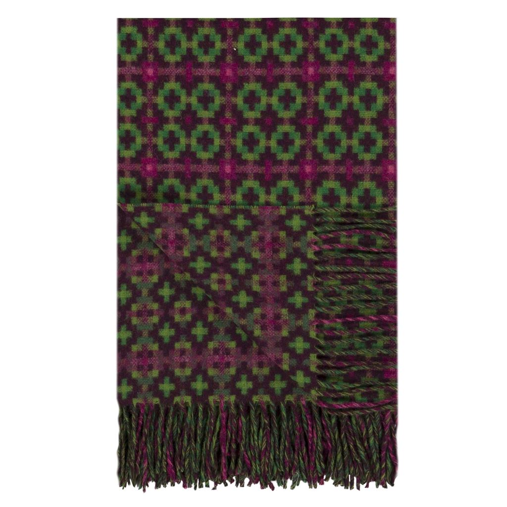 Pembroke Magenta Throw