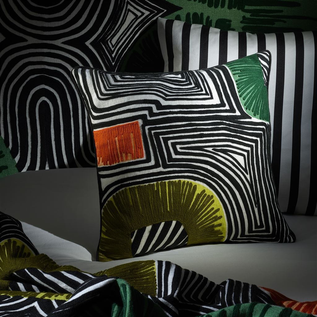 En Allant Aux Baux Cypres Decorative Pillow