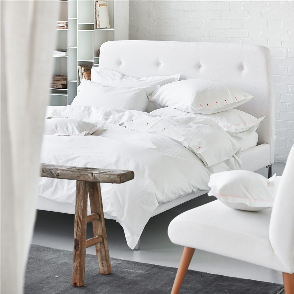 Cosmo Bed