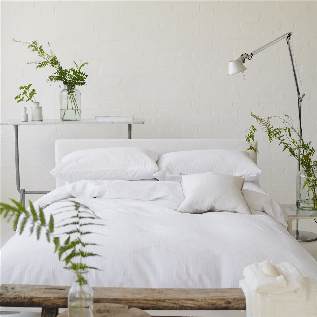 Mayfield Seersucker Chalk Cotton Bed Linen