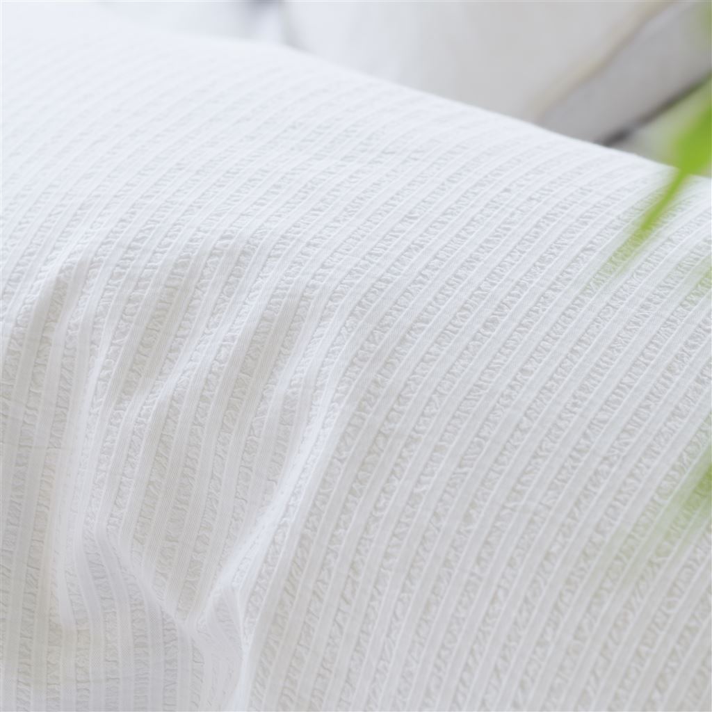 Mayfield Seersucker Chalk Cotton Bed Linen