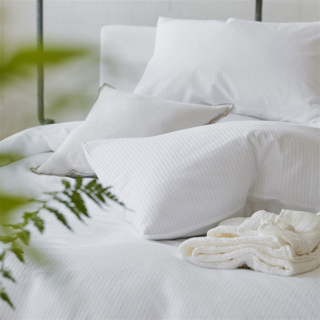 Mayfield Seersucker Chalk Cotton Bed Linen