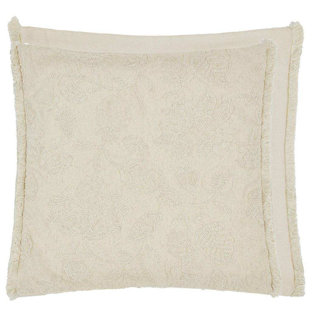 daphne chalk cushion