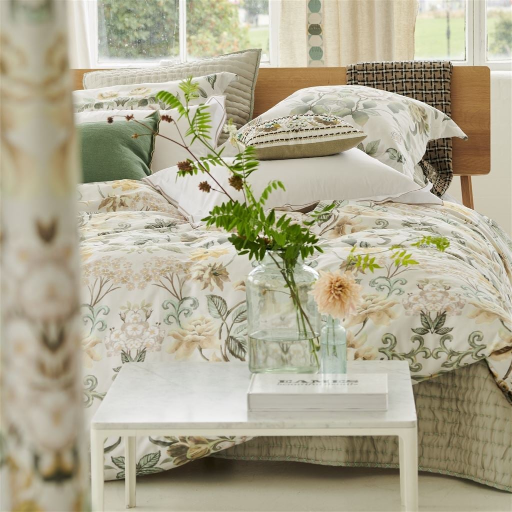 Eleonora Cameo Bed Linen