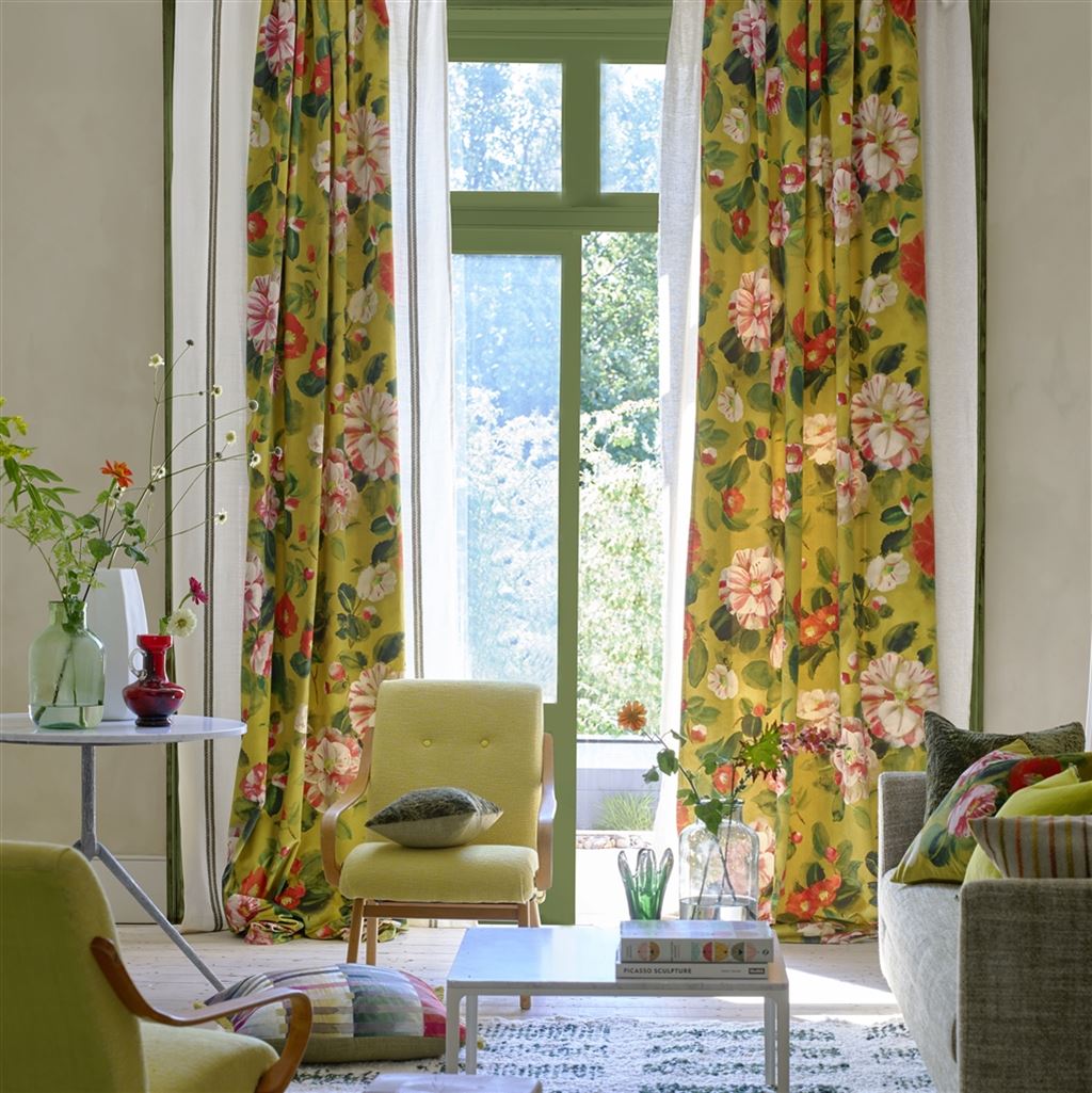Sale Curtain and Blind Event