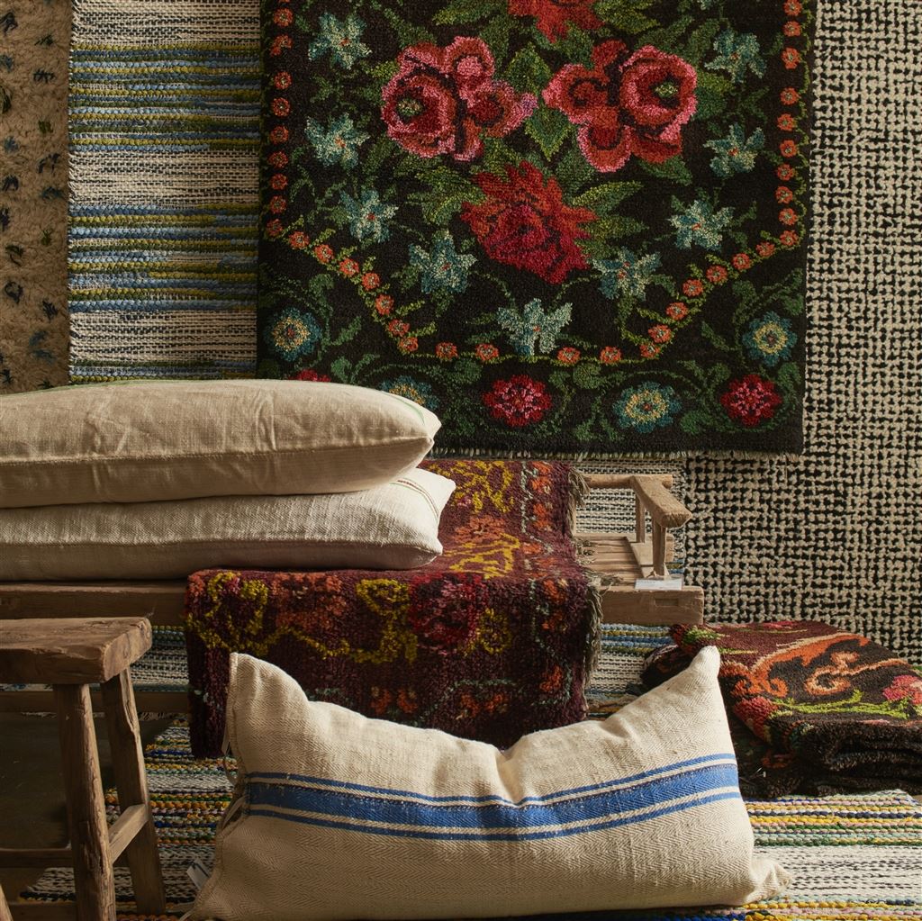 Vintage Rug Pop Up In Store